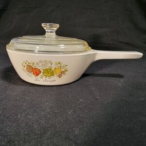 Vintage "Spice of Life" 1 pt pan w/lid